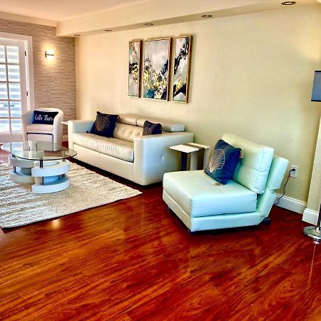 Deluxe Waterfront One Bedroom Apartment With Miami Skyline View, Free Parking 5 Mins Drive To Miami Beach Esterno foto